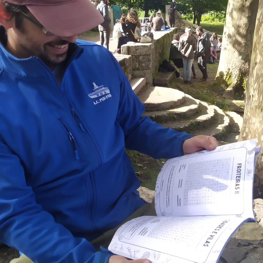 Hoxe en #profesquemolan...
unha #mestra clienta de Elefantes e Castelos incluiu un libro de #PidoPapas entre o material de 2º de primaria.
Se mo contan hai un ano non mo creo... ☺️

#mestre #profes #primaria #ceip #profe #galego #engalego