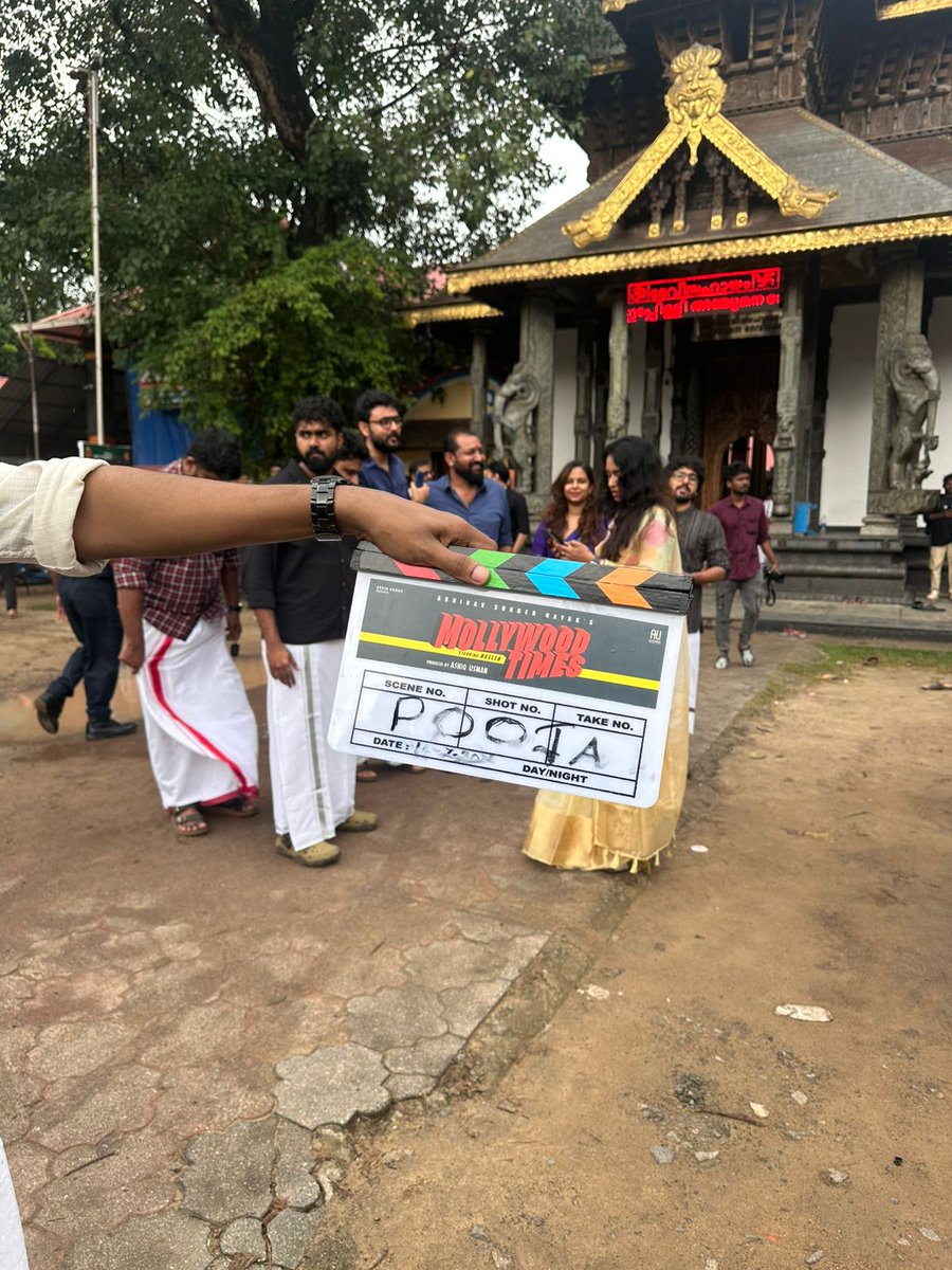 #MollywoodTimes Pooja Ceremony.!

Starring - #Naslen
Direction - Abhinav Sunder Nayak (MukundanUnni Associates).
Production - Aashiq Usman Productions