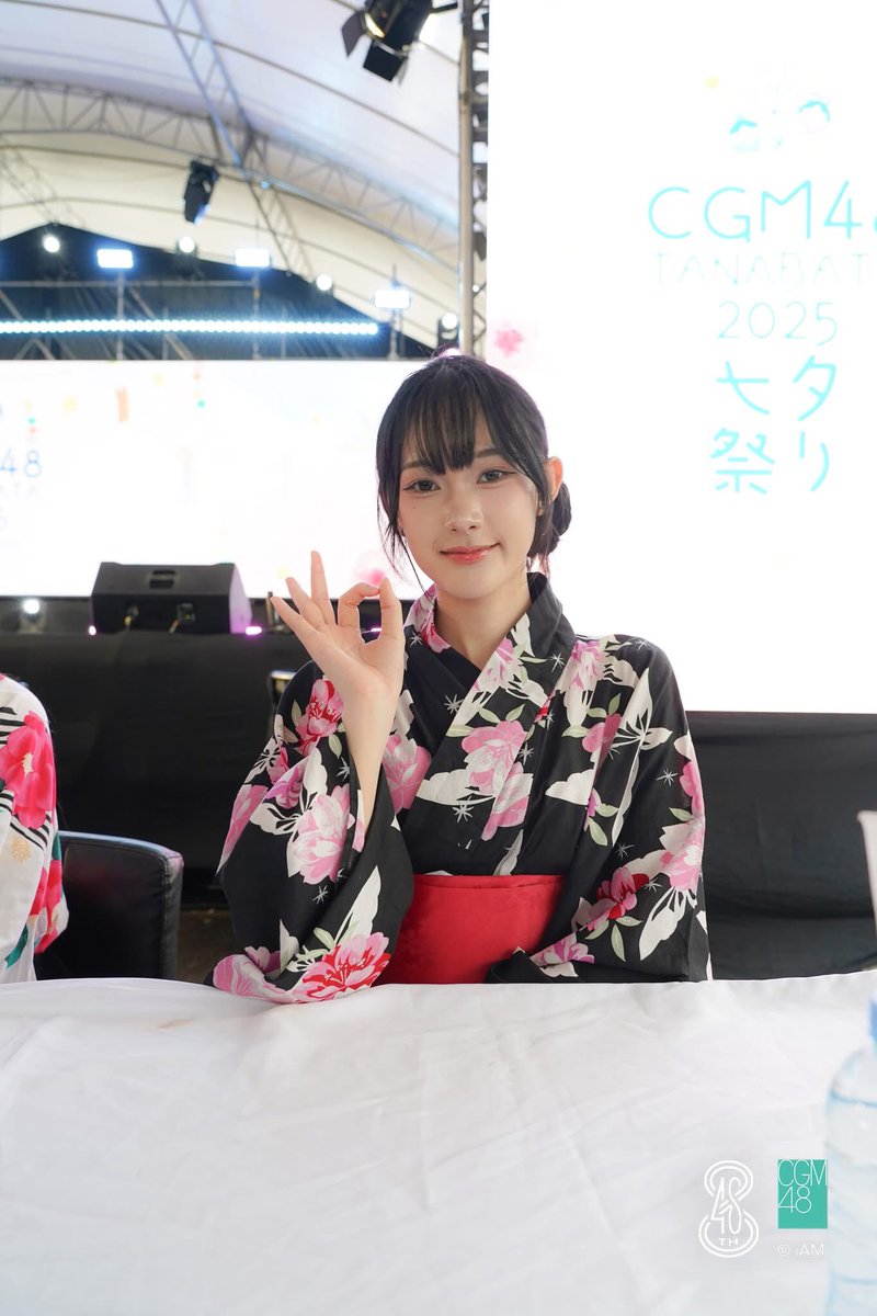 •°🍀⋆⟡🍄*･ 𝙃𝙖𝙫𝙚 𝙖 𝙡𝙤𝙫𝙚𝙡𝙮 𝙙𝙖𝙮 •°🦋♪⋆*🌷*･

มาทักทายยามบ่ายงับ😊 วันนี้ต้องกลับเชียงใหม่แล้วรึยัง ยังไงก็เดินทางปลอดภัยน้า ขอให้ตลอดทั้งวันนี้เป็นวันที่น่ารักและสดใสของน้องแพรนะคะ🤍✨🐿️

꒰ა #PraeCGM48 ໒꒱ #CGM48 🧚🏻