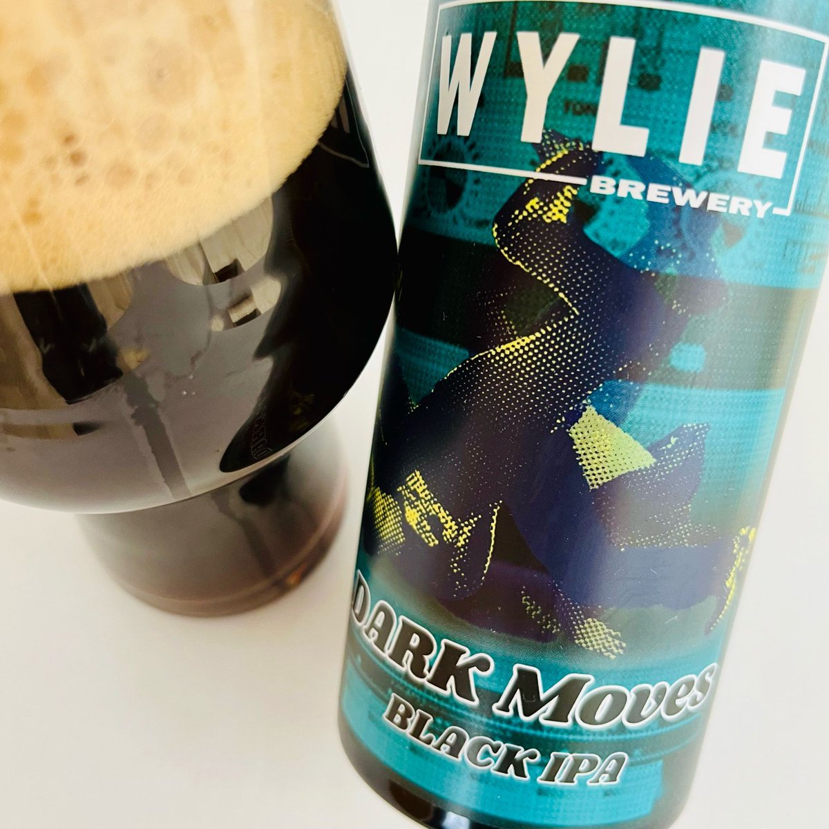 La Cerveza del Viernes en YouTube, 
Dark Moves by <a href="/WylieBrewery/">Wylie Brewery</a>
youtu.be/jpoqUExQraE?si…