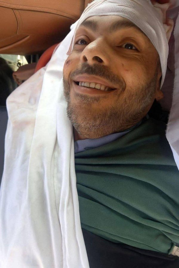 Gazze’de yetim bağışlarını dağıtırken şehit olan Cevad Musa’nın fotoğrafı.