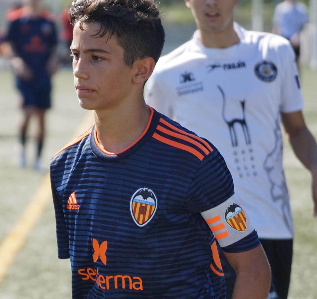Radio Taronja (@radiotaronja_) on Twitter photo 🎙️ Informa <a href="/jorgeruve/">Jorge Ruiz</a>:
ℹ️ El lateral izquierdo MARCOS NAVARRO se despide del Levante tras tres temporadas y está cerca de volver al Valencia, donde se formó hasta juveniles.
➡️ Jugaría en el Mestalla. 🎙️ Informa <a href="/jorgeruve/">Jorge Ruiz</a>:
ℹ️ El lateral izquierdo MARCOS NAVARRO se despide del Levante tras tres temporadas y está cerca de volver al Valencia, donde se formó hasta juveniles.
➡️ Jugaría en el Mestalla.