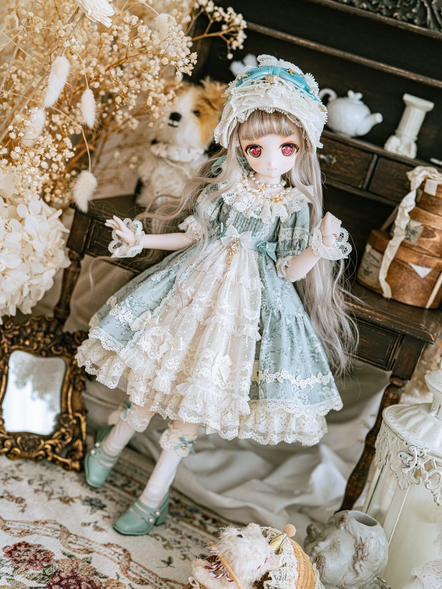 【ドール服 探しています】

melody.c様製
winter love letter Sサイズ 水色を探しています。
状態問いません。状態によりお値段相談させていただけますと幸いです。
ヘッドドレスありの状態を優先して探しております。
お心当たりのある方よろしくお願いいたします。

(画像お借りしております)