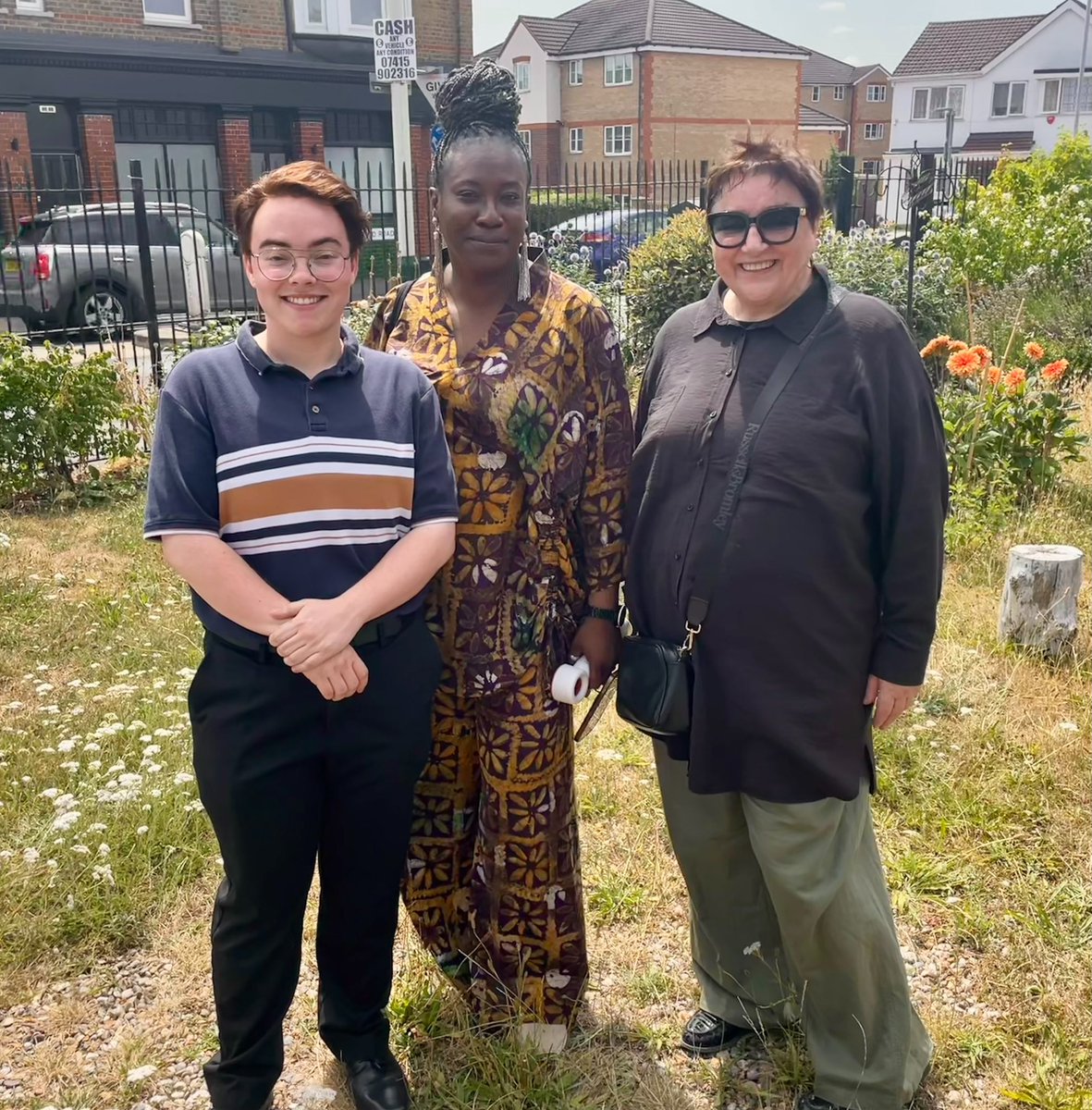 Theo Shaw (@thetheoshaw) on Twitter photo Proud to have been selected alongside the incredible Sally and Pat, to stand as Labours candidates in Gooshays Ward, Havering, for next years London elections 🗳️ <a href="/HULabour/">H&U Labour</a> Proud to have been selected alongside the incredible Sally and Pat, to stand as Labours candidates in Gooshays Ward, Havering, for next years London elections 🗳️ <a href="/HULabour/">H&U Labour</a>