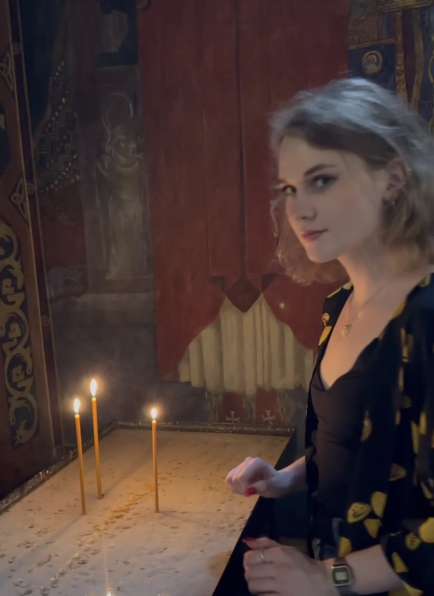 вчора закинула слівце за цей збip. закиньте трошки ґрошей 🙏🏻

send.monobank.ua/jar/XuixtZbYd