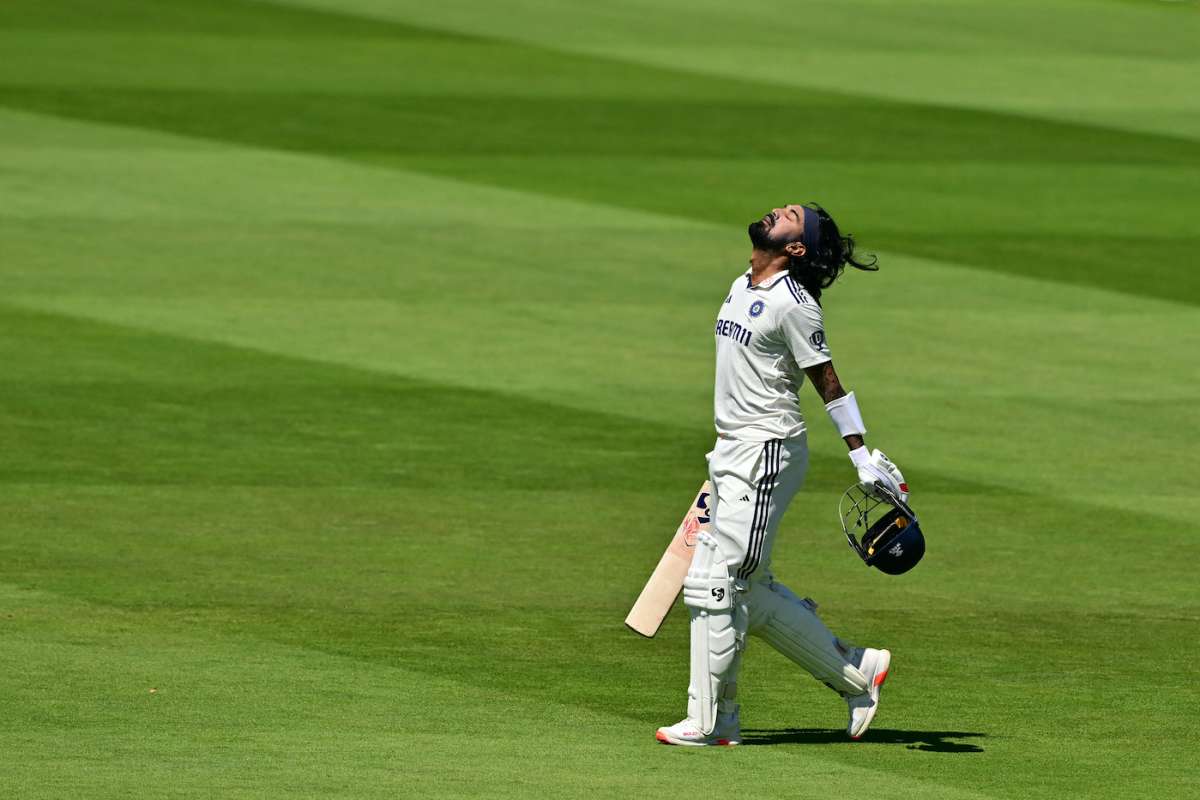 Night Watchman's role in cricket is to protect the main batters, people are just criticising KL Rahul for anything these days, it has been a trend in Social Media, he has been playing some remarkable cricket, playing in Middle Order in ODIs &amp; opening in Tests, 2 toughest Job in