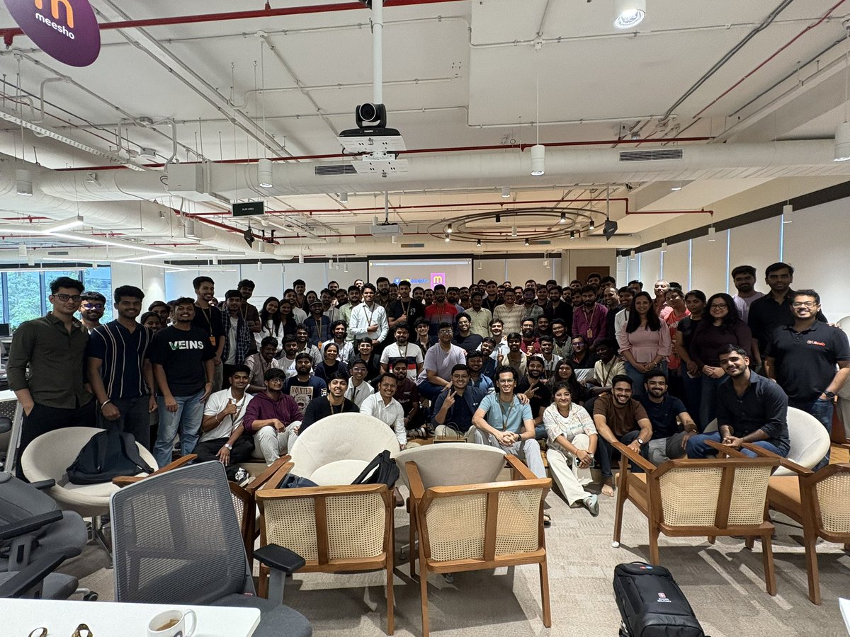 arjunxpratap's tweet image. Spoke at @SwiftBengaluru ‘s WWDC25 at @Meesho_Official ‘s beautiful office where I showcased @Goal_Fish_ 
Easily one of the coolest events I’ve been part of
Got some amazing feedback on the app, won the Swift trivia quiz and honestly I love this community so much