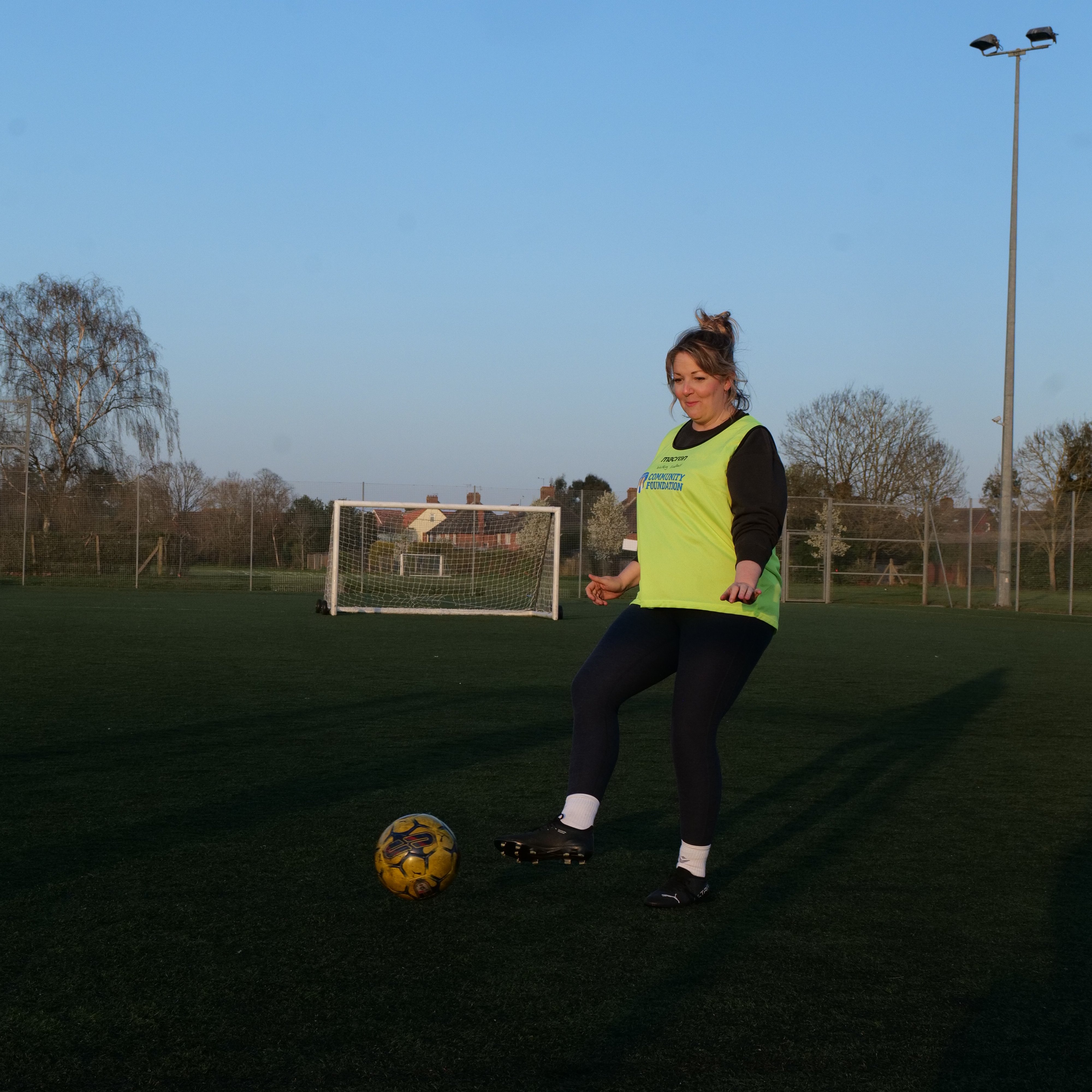 Colchester United Community Foundation on X: "𝗪𝗼𝗺𝗲𝗻'𝘀 𝗪𝗮𝗹𝗸𝗶𝗻𝗴 𝗙𝗼𝗼𝘁𝗯𝗮𝗹𝗹 𝗦𝘁𝗮𝗿𝘁𝘀 𝗧𝗼𝗻𝗶𝗴𝗵𝘁!🚶‍♀️⚽ 📍 - JobServe Community Stadium (CO2 9BG). 🕰️ - 6pm-7pm. 📅 - Monday's. 𝗦𝗶𝗴𝗻-𝘂𝗽 𝗵𝗲𝗿𝗲 - https://t.co/xyFzymSObO ...