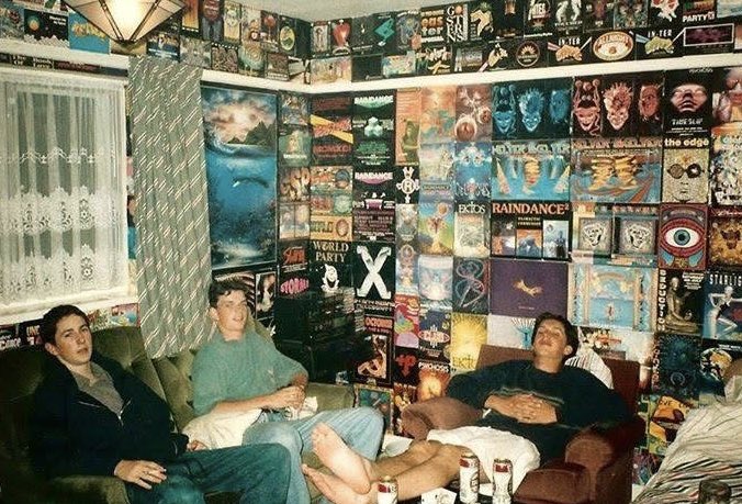 Who remembers the early 90s …
What a time to be alive!
Bedroom walls covered in flyers. Buzzing for the weekend.

I’ll be live on my YouTube and Underground Bass from midday with a strictly underground 1992 mix.
Raw vibes today. Let’s go back to the golden era of rave.