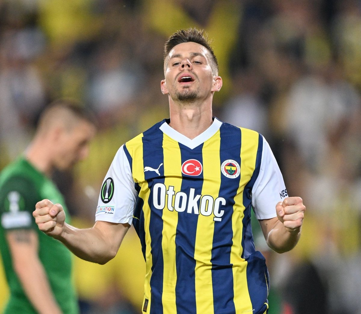 ❌ "Miha Zajc teknik heyet kararıyla, Talisca ise sakatlığı nedeniyle kamp kadrosuna alınmadı!"

🗣️Sercan Hamzaoğlu