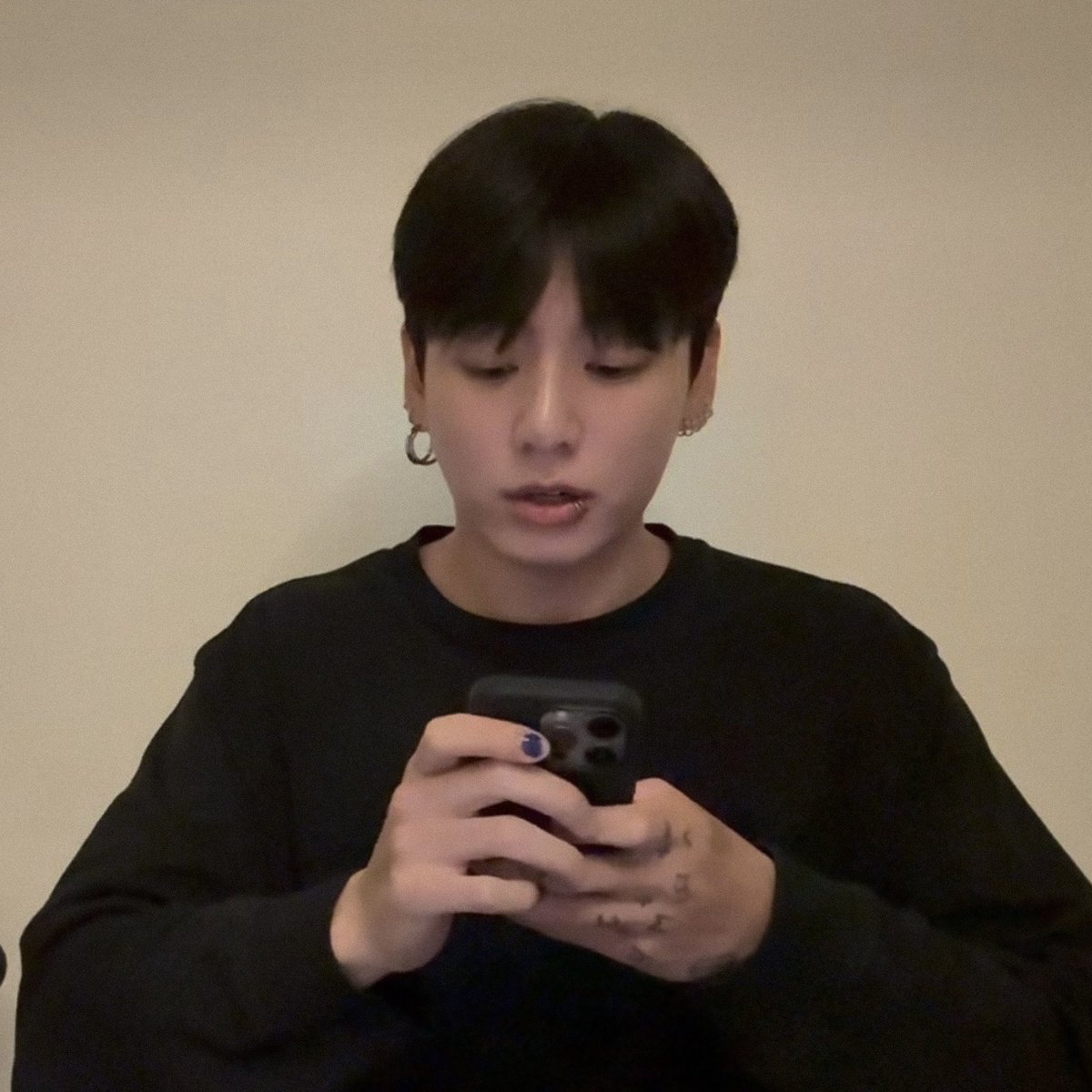 sceneryforjjk's tweet image. 2023                                                            2025