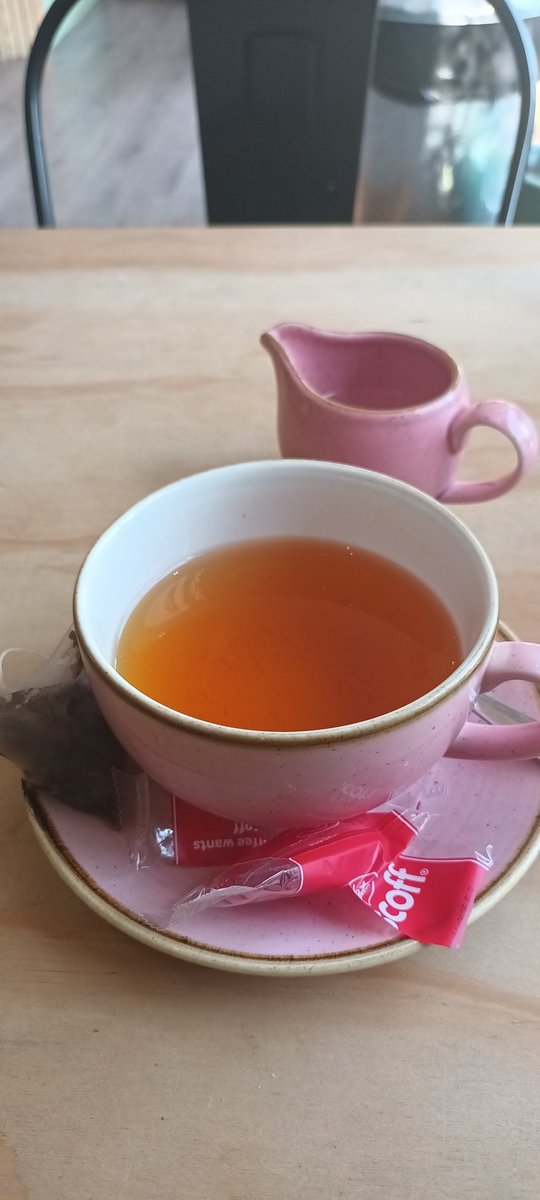 DavidKeating22's tweet image. 🕺8am loose Earl Grey & Bisscoff😎
To start your day , good morning 🙌