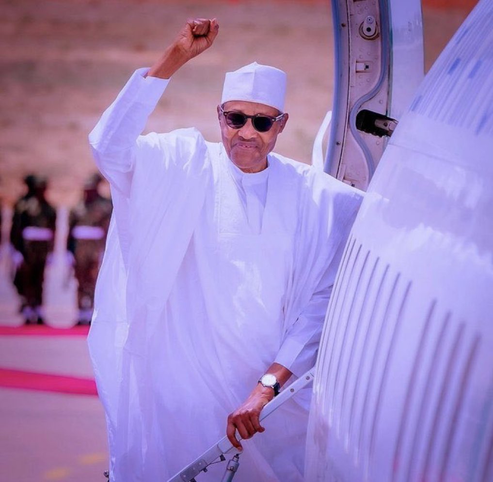 You fight the civil war.

Fought IPOB terrorists. Put Kanu under lock. 

Lived 83 years and died a Hero.

We will keep your legacies alive Baba. 💚🇳🇬