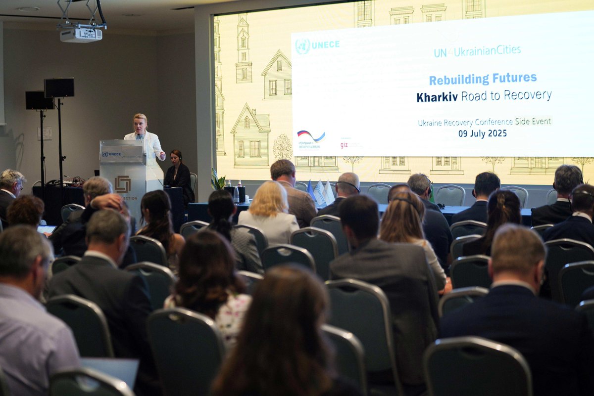 9 липня старший директор Офісу #JICA з відновлення 🇺🇦 Хібіно Такаші взяв участь у панельній дискусії «Харків: шлях до відновлення». 
Він висловив свою повагу харківській владі за її зусилля зі створення належного життєвого середовища та обговорив майбутні перспективи.