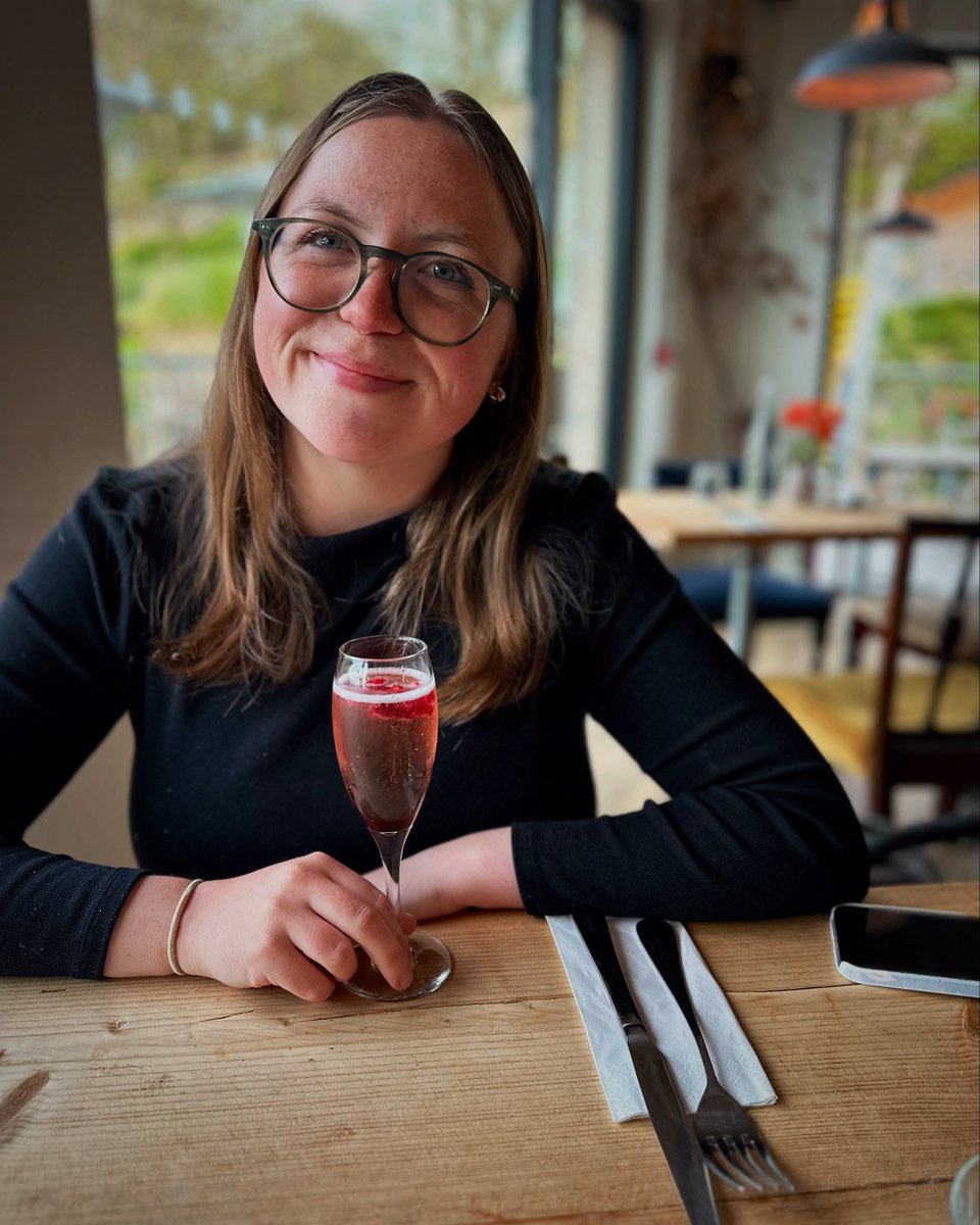 JPBWFarm's tweet image. 7 years married today. Whether we’re moving cows, standing in a sports hall at 4am losing an election, or raising three children. There is no one I’d rather be doing life with than Isobel.