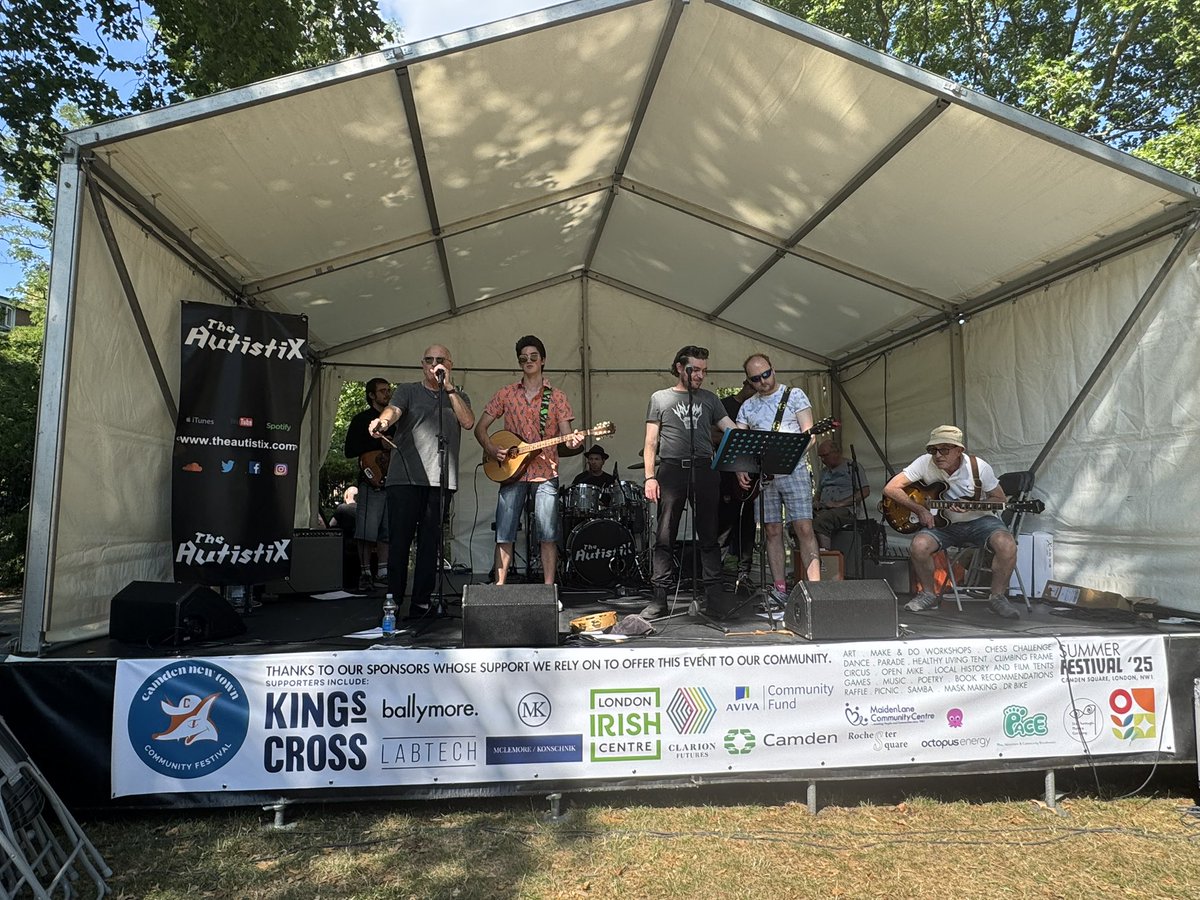 TheAutistiX's tweet image. @TheAutistiX at #CamdenNewTownCommunityFestival yesterday. We had a fun time playing at this very busy yesterday with a great audience! @autism #autisticmusicians #communityfestivals @Camden #leojlong #jackbeavenduggan #SaulZurSzpiro #IUsedToBeFamous #valuingpeople