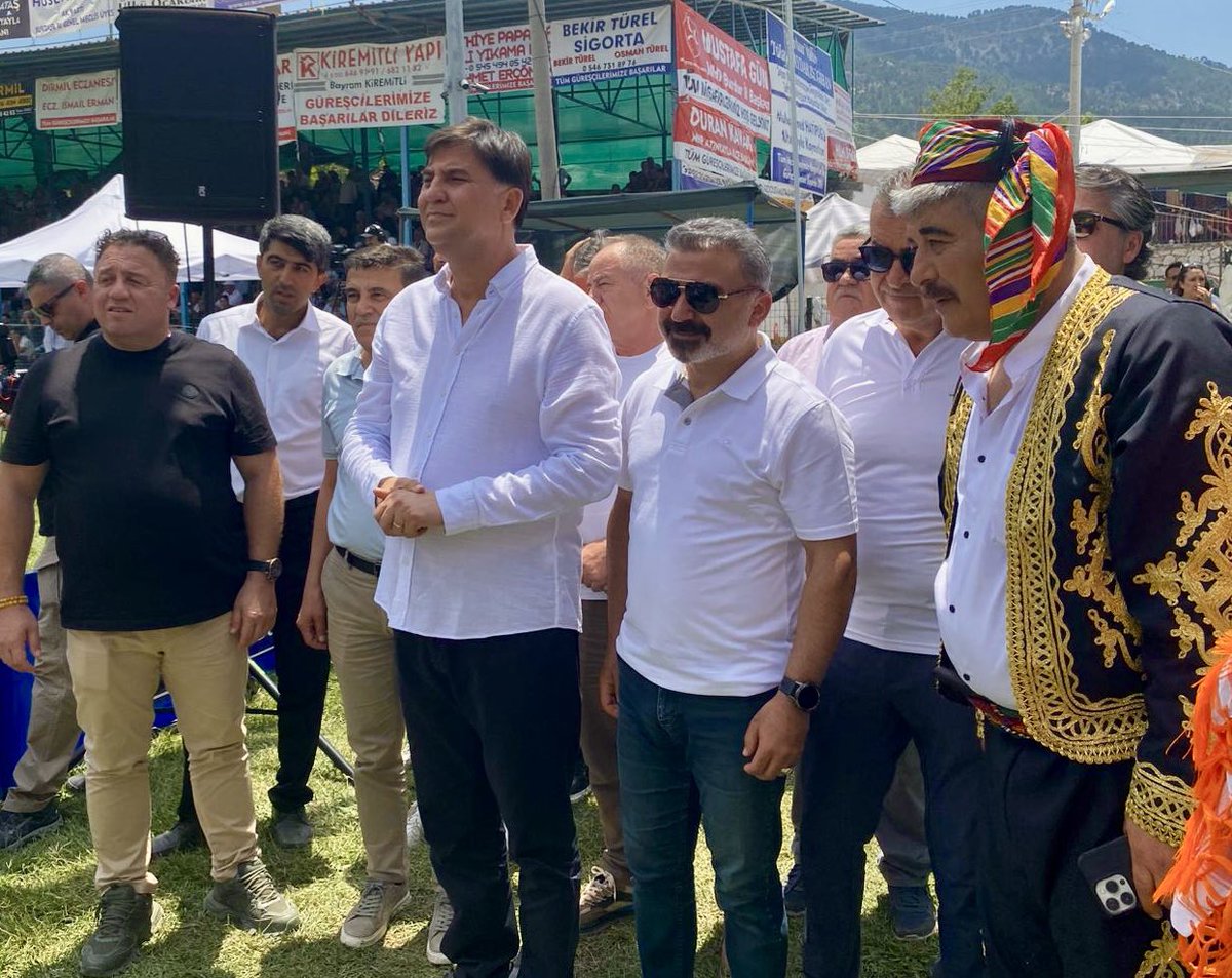 Şahin vahap firat (@sahinvahapfirat) on Twitter photo Fethiye’de olmak
Ailemle birlikte kutsal topraklarda bulunmak büyük bir şükür vesilesi. Ardından değerli dostum, <a href="/alimkaraca48/">Alim Karaca</a> Fethiye Belediye Başkanımız Sayın Alim Karaca’nın nazik davetiyle, bölgenin köklü kültürel miraslarından biri olan Yörük Festivali’ne katıldık. Fethiye’de olmak
Ailemle birlikte kutsal topraklarda bulunmak büyük bir şükür vesilesi. Ardından değerli dostum, <a href="/alimkaraca48/">Alim Karaca</a> Fethiye Belediye Başkanımız Sayın Alim Karaca’nın nazik davetiyle, bölgenin köklü kültürel miraslarından biri olan Yörük Festivali’ne katıldık.