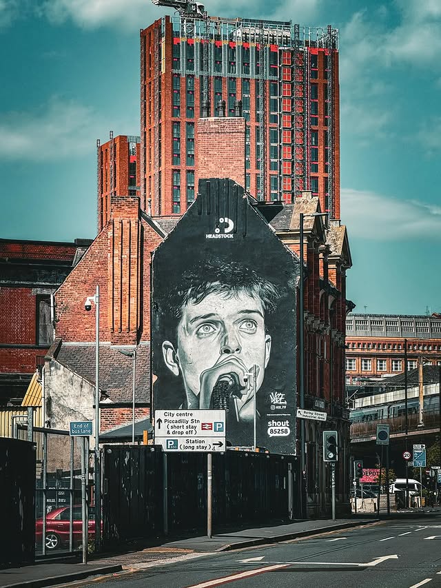 Happy Monday, Manchester!

📍Fairfield Street, Manchester 

📸 IG: <a href="/kdnystn/">David C</a>

Mural by @akse_p19

#BestofMCR