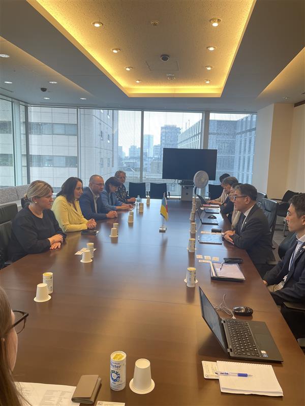 JICA Ukraine Office (@jicaukraine) on Twitter photo On July 14 the delegation from the <a href="/MinSocUA/">Ministry of Social Policy of Ukraine</a> led by the Minister Oksana Zholnovych, met with #JICA Senior Vice President Hara Shohei to exchange information about challenges and needs in the field of social security in Ukraine🇺🇦. On July 14 the delegation from the <a href="/MinSocUA/">Ministry of Social Policy of Ukraine</a> led by the Minister Oksana Zholnovych, met with #JICA Senior Vice President Hara Shohei to exchange information about challenges and needs in the field of social security in Ukraine🇺🇦.