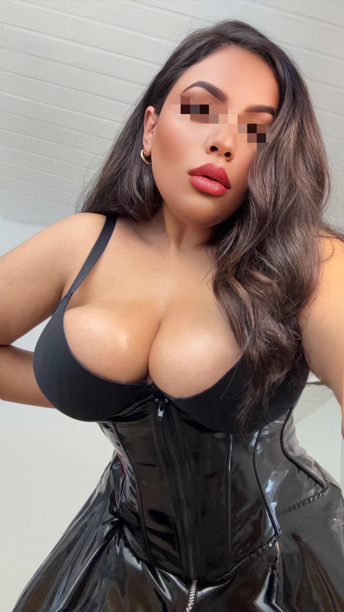 <a href="/Indemosyd/">Cindy☘️</a> too late... I’ve already subtitled it ‘Private Eyes in Public’ 👄🔓