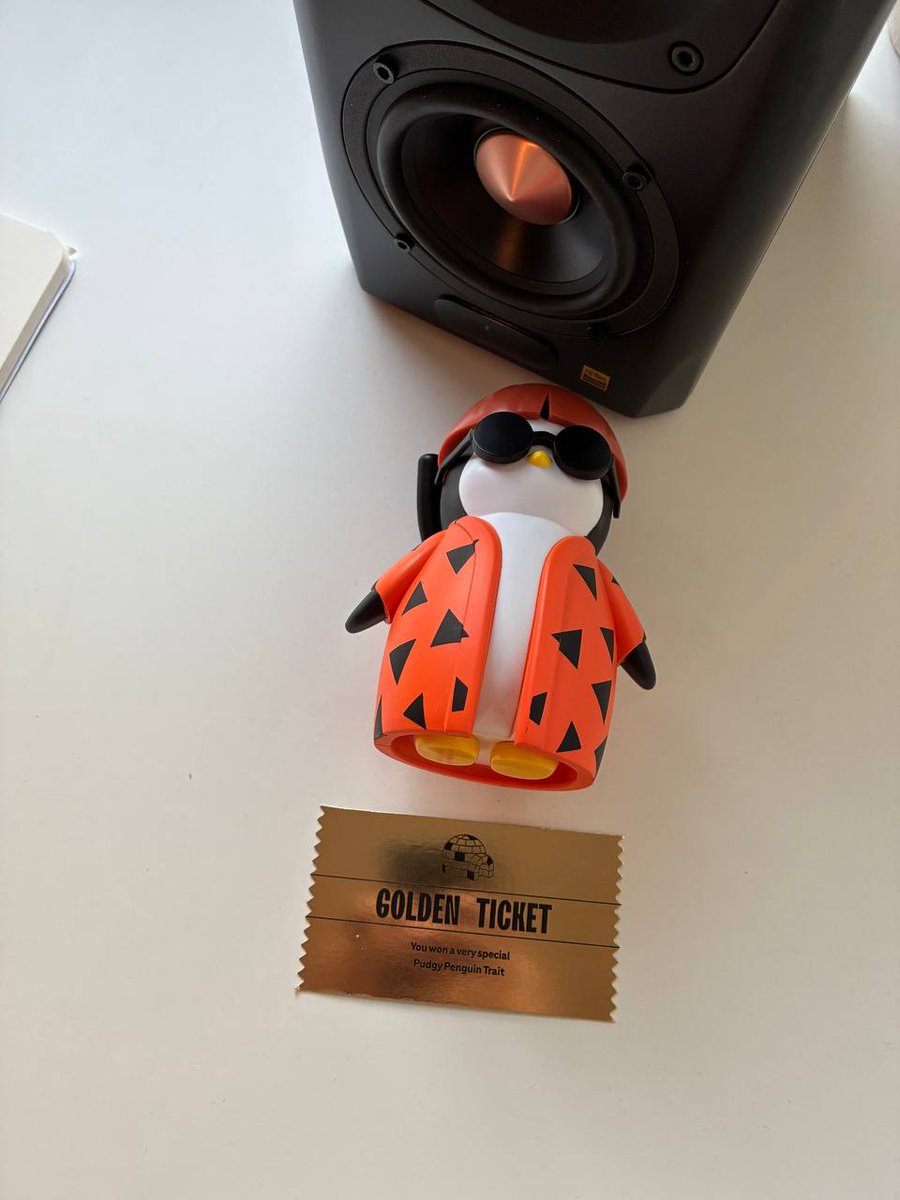 lugui_tillier's tweet image. NGL, Bitcoin just hit another all-time high, but what’s really giving me FOMO is the fact that I only have one Golden Ticket from @pudgypenguins
Am I doing this right, @ppmctweets ?