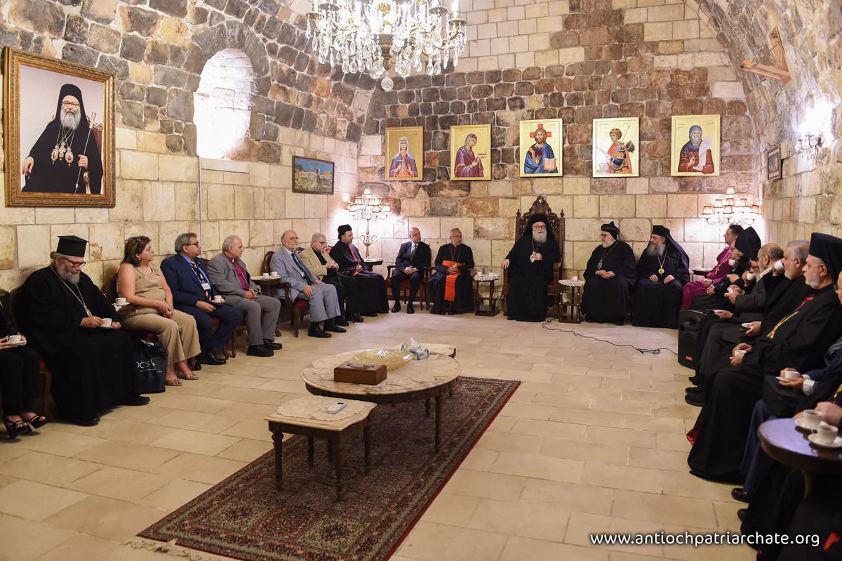 BaderRifat's tweet image. Solidarity of @mecc with Patriarch AlYaziji for Mar Elias Church's Martyrs.
مع مجلس كنائس الشرق الاوسط، في زيارة عزاء وتضامن للبطريرك يوحنا اليازجي، بعد استشهاد 24 في كنيسة مار الياس بدمشق.