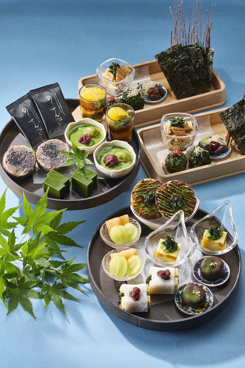 山本山 ふじヱ茶房
アフタヌーンティー“茶菓講”をご紹介🍴
 
山本山ならではのアフタヌーンティーはいかがですか？

「お茶」と「海苔」を主役に季節や旬の食材を使った、心が躍るティーセットをご用意しました。2日前の16時までのご予約で承っています！