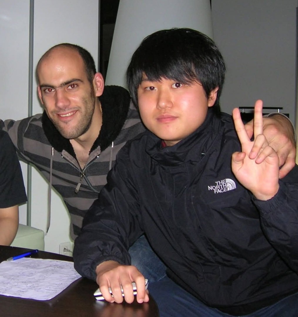 ThePhantomGenEi's tweet image. Met Mangja (aka Malgu) at OTB, 16 years after our last meeting at Paris UTXII in 2009! 🤩 One of the most humble players I've ever seen!