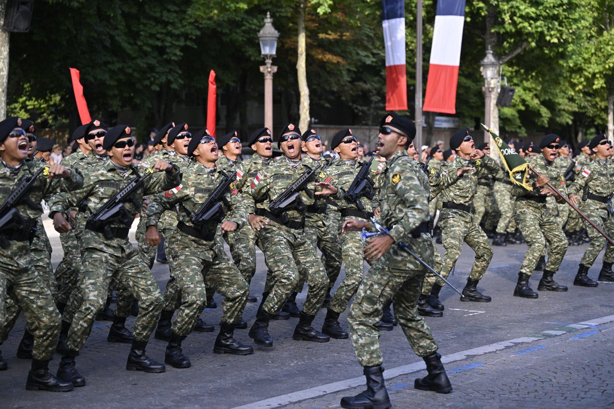 Armée française - Opérations militaires tweet media