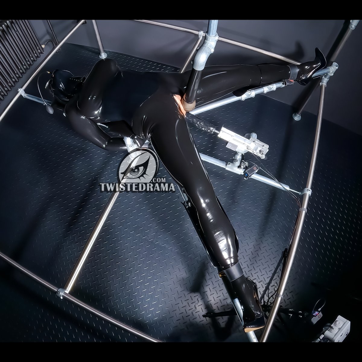 Twistedrama tweet media