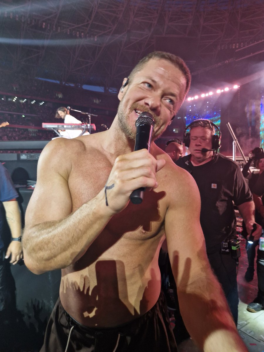 klav. (@kopekerem) on Twitter photo Happy bday to one of the most inspirational, kind and down to earth man ever. Thank you for bringing so much joy to so many people. Wishing you a looot of health, happiness and love. 🥳🫶 <a href="/DanReynolds/">Dan Reynolds</a> Happy bday to one of the most inspirational, kind and down to earth man ever. Thank you for bringing so much joy to so many people. Wishing you a looot of health, happiness and love. 🥳🫶 <a href="/DanReynolds/">Dan Reynolds</a>