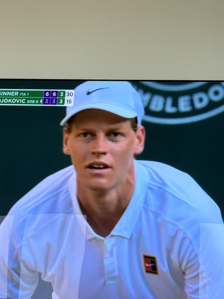 Per #sinner campione a #Wimbledon  quasi 5milioni di spettatori medi su #Tv8 (4.028.000, 29,7%) e #Skysport1 (922.000, 6,8%), che nell’ultima mezz’ora salgono a oltre 6,5 milioni, i contatti sono 12,2 milioni #jannik