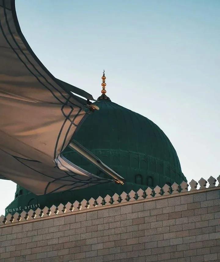 یہی ہے میرا چارہِ دردِ عصیاں 

مدینے کا دارلشفاء چاہتا ہوں

صَــلَّــی اللّٰـهُ تَـعَالٰـی عَـلَـیْـہِ وَاٰلِــہ وَسَــــلَّم🏵️
#درویش