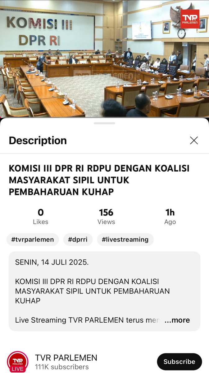 Tiba-tiba banget disuruh masuk, katanya buat RDPU 😱

Tiba-tiba banget udah ada link siaran langsungnya di akun Komisi 3 DPR 😱

Padahal mah pak, kalau emang niat undang RDPU bisa banget buat surat resmi panggilannya.