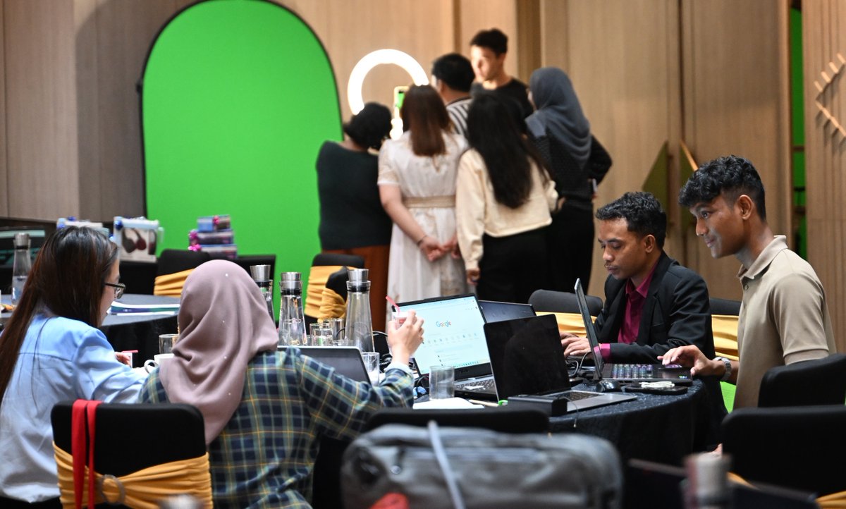 ESIWA_EU's tweet image. ๐๐ Some photos from two #CounterTerrorism activities in Malaysia by @searcct2003
- SEARCCT International Conference (SIC 2025): Emerging Trends in Terrorism & #ViolentExtremism
- SEARCCT ASEAN Youth Leaders Workshop: Sharing Together for Online Resilience Among Youth (STORY)