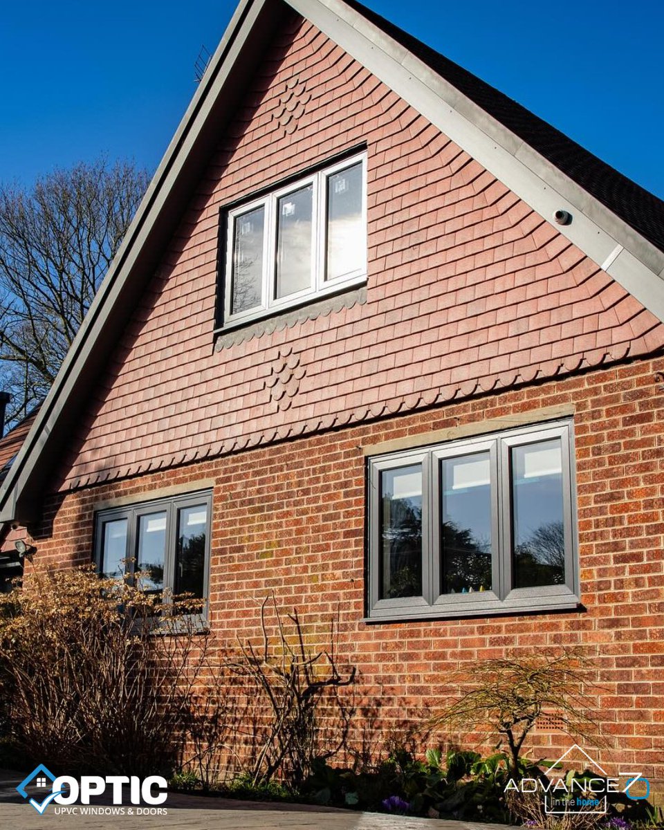 ADVANCE_70's tweet image. Caught in the sunlight!
ADVANCE 70 Anthracite Grey Flush Sash Windows are a stunning in-between of black and grey. Bold, sleek, and incredibly modern.
Fabricated & installed by Optic Windows & Doors.
👉 Discover how they would look on your home today advance70.co.uk/window-and-doo…