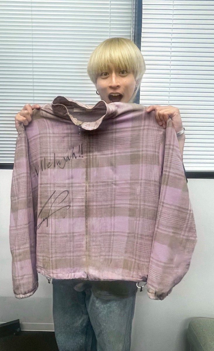 ⭐️ 帯プレゼント 情報解禁 ⭐️ 「フィリピン撮影の想い出を皆さんに