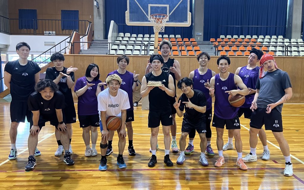 ◤ 秘密のメッセージ🎂 ◢

#中田嵩基 選手がチームに合流しました‼️

また、7月11日がお誕生日だったので、選手・スタッフでお祝いしました🎂

公式LINEのトーク画面に
『中田選手お誕生日おめでとう』
と送信すると特別動画が観れます😊👍

🔻登録する方からはこちらから
lin.ee/k6f00aU
