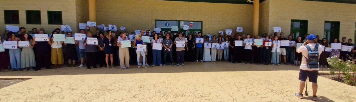 CSIF Nacional (@csifnacional) on Twitter photo Trabajadores/as de centros penitenciarios de toda España se concentrarán mañana (10:30h) en protesta por la agresión física y sexual de un interno a una psicóloga de la prisión de Sevilla II.
🗣️ Exigimos una respuesta eficaz e inmediata por parte de la administración, la Trabajadores/as de centros penitenciarios de toda España se concentrarán mañana (10:30h) en protesta por la agresión física y sexual de un interno a una psicóloga de la prisión de Sevilla II.
🗣️ Exigimos una respuesta eficaz e inmediata por parte de la administración, la