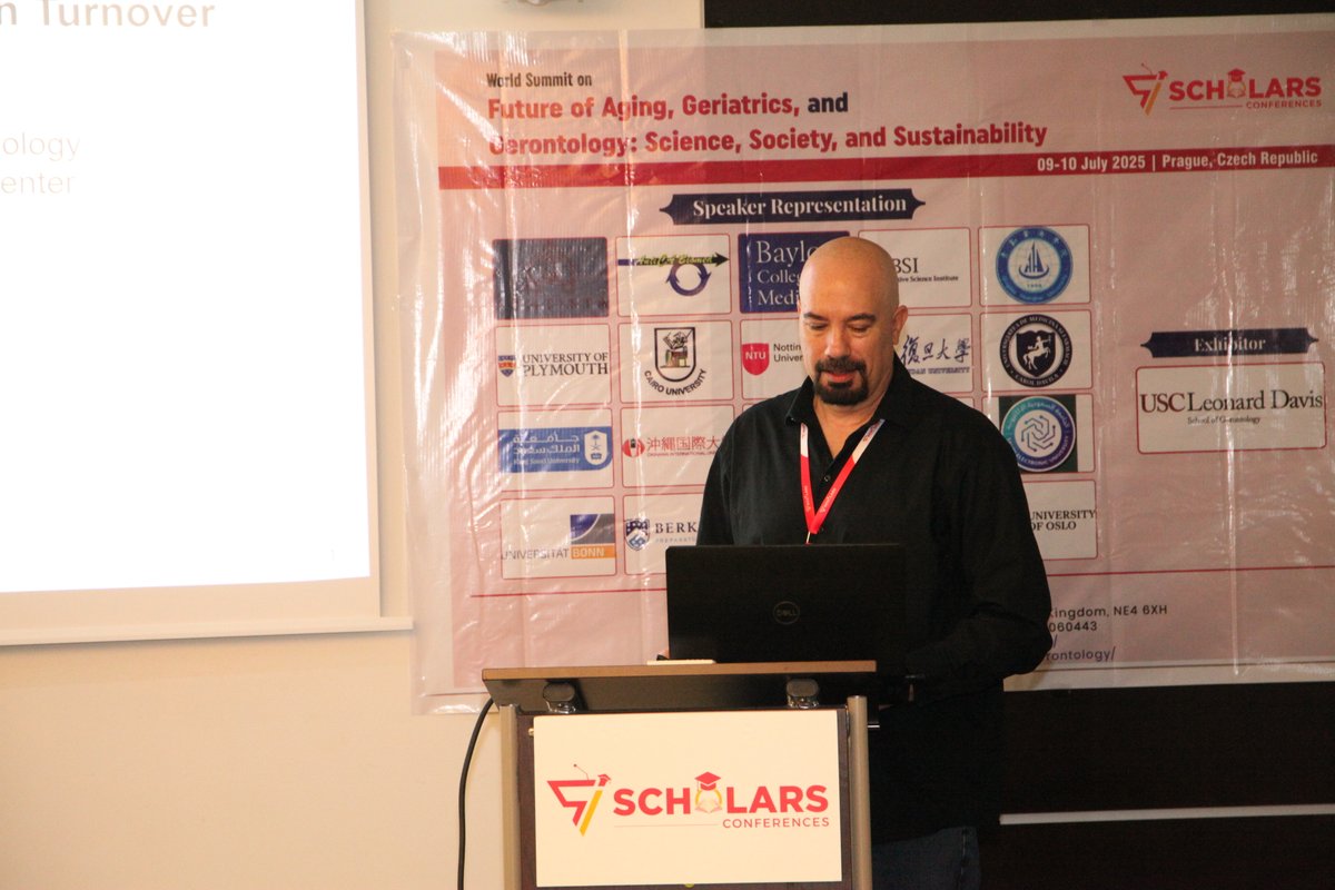 ConferenceAging's tweet image. We were thrilled to welcome Dr. Mark McCormick (Univ. of New Mexico Health Sciences Center, 🇺🇸) as an OCM &amp;amp; Keynote Speaker at #WCFA2025! 🧠🧬

His insights on aging science left a lasting impact.
📸 Glimpses from the event below!

@ScholarsConfer1