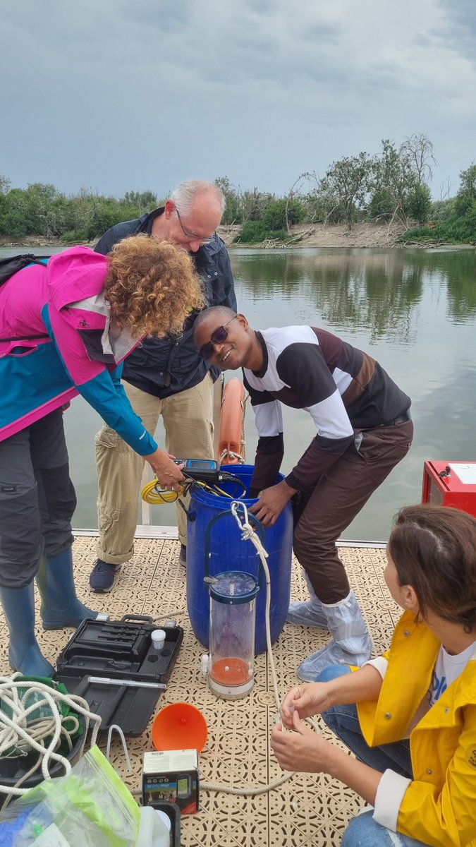 BOKU_IHG's tweet image. BIGER members joined the CEEPUS–EcoManAqua Summer School in Osijek & Kopački Rit🌊
Prof. Thomas Hein lectured on floodplain ecology, and Dr. Olena Bilous on algae ecology. Students Nadija Čehajić & Bhargavi Nerikar gained hands-on experience in biodiversity & conservation