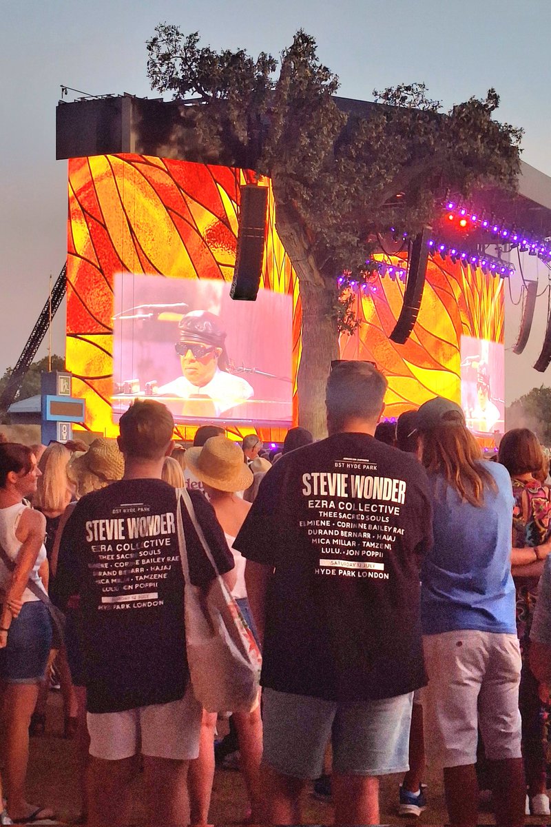 #steviewonder i just can't fine the right words for this unbelievable night at <a href="/BSTHydePark/">BST Hyde Park</a> and seeing #steviewonder live. 
Unforgetable bst