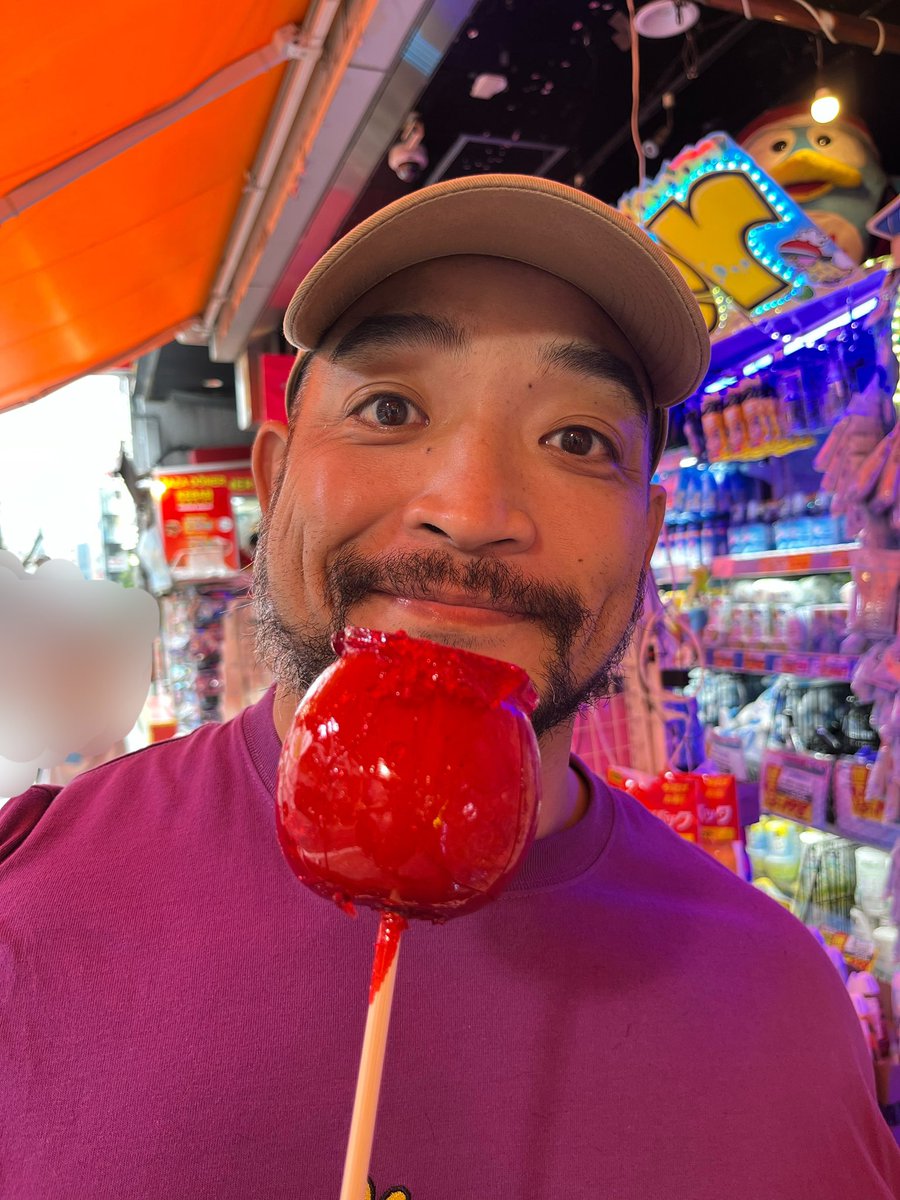 りんご飴アイス♪
溶けまくって関本パニック🫨
今はお嬢と待ち合わせでルンルン関本🎶