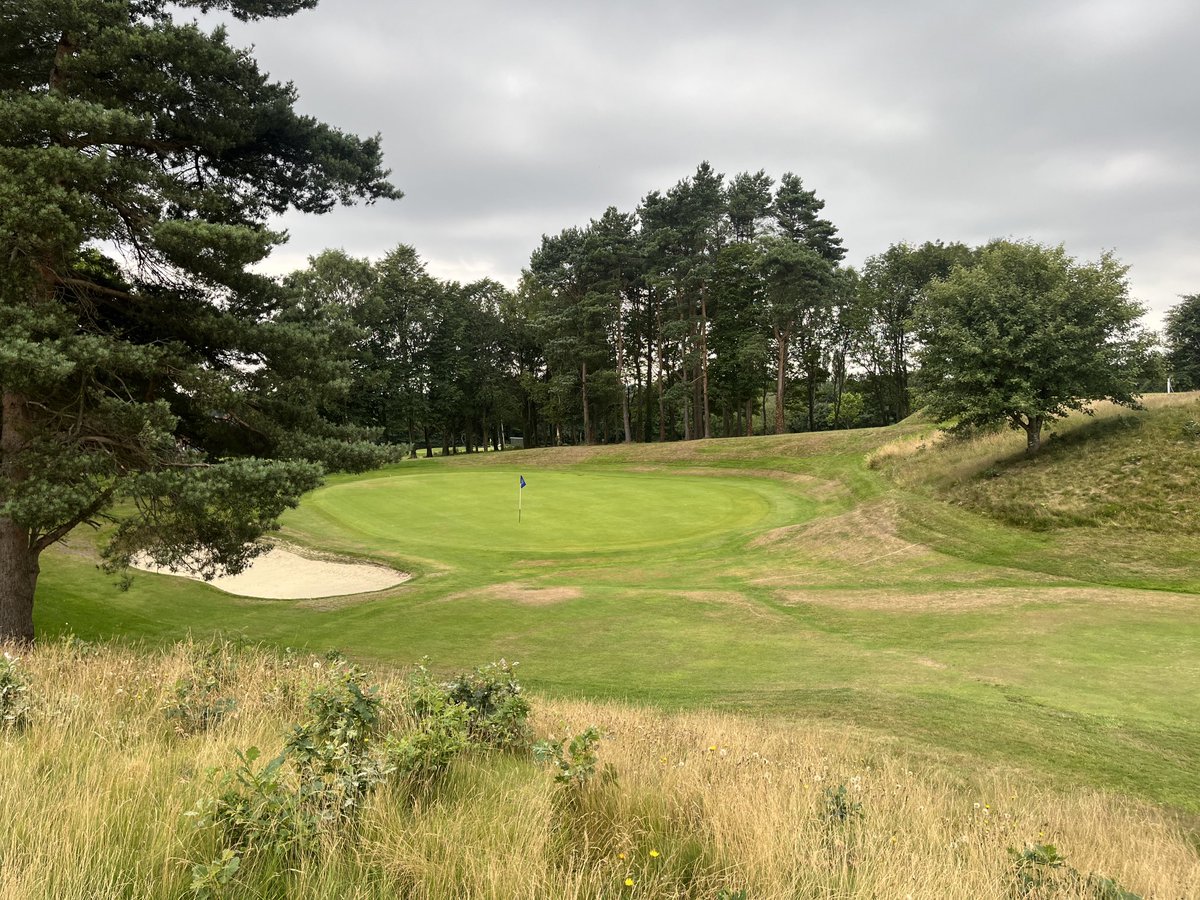 Ian Smith (@iansmith2468) on Twitter photo Played golf this morning <a href="/crgolfclub1/">Crompton and Royton Golf Club</a> and the course is in fantastic condition however why do some people have to spoil it for others, damaging the 17th green maliciously seems so pointless. I’ve never understood why people cause wilful damage for no reason at all 🤷♂️🤷♂️ Played golf this morning <a href="/crgolfclub1/">Crompton and Royton Golf Club</a> and the course is in fantastic condition however why do some people have to spoil it for others, damaging the 17th green maliciously seems so pointless. I’ve never understood why people cause wilful damage for no reason at all 🤷♂️🤷♂️