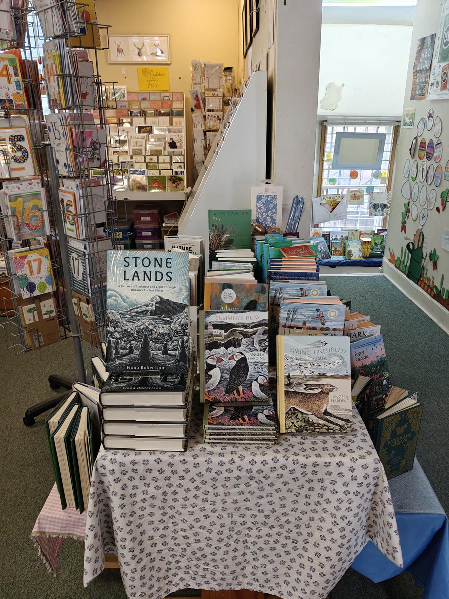 Furtherfrom's tweet image. Well, looks like our lovely sunny days have gone! We've made it through the rain, and we are open! So if you're looking for something to read today, why not pop down and have a browse? It's nice and dry in here, and we'll be here until 5pm! #ChooseBookshops