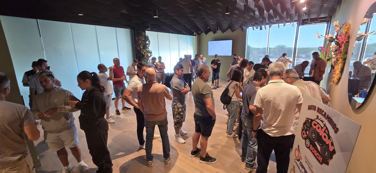 DIPART (@dipartsl) on Twitter photo 👨🔧 La semana pasada ➕ 40 personas nos dimos cita en Huelva con nuestro socio Autorecambios Colón, socio de DIPART.
Fue una jornada 🔝 encuadrada en la formación técnica del programa de DP Service anual
¡Seguimos! 😎
🔸 #TodosSomosDIPART 🔹 👨🔧 La semana pasada ➕ 40 personas nos dimos cita en Huelva con nuestro socio Autorecambios Colón, socio de DIPART.
Fue una jornada 🔝 encuadrada en la formación técnica del programa de DP Service anual
¡Seguimos! 😎
🔸 #TodosSomosDIPART 🔹