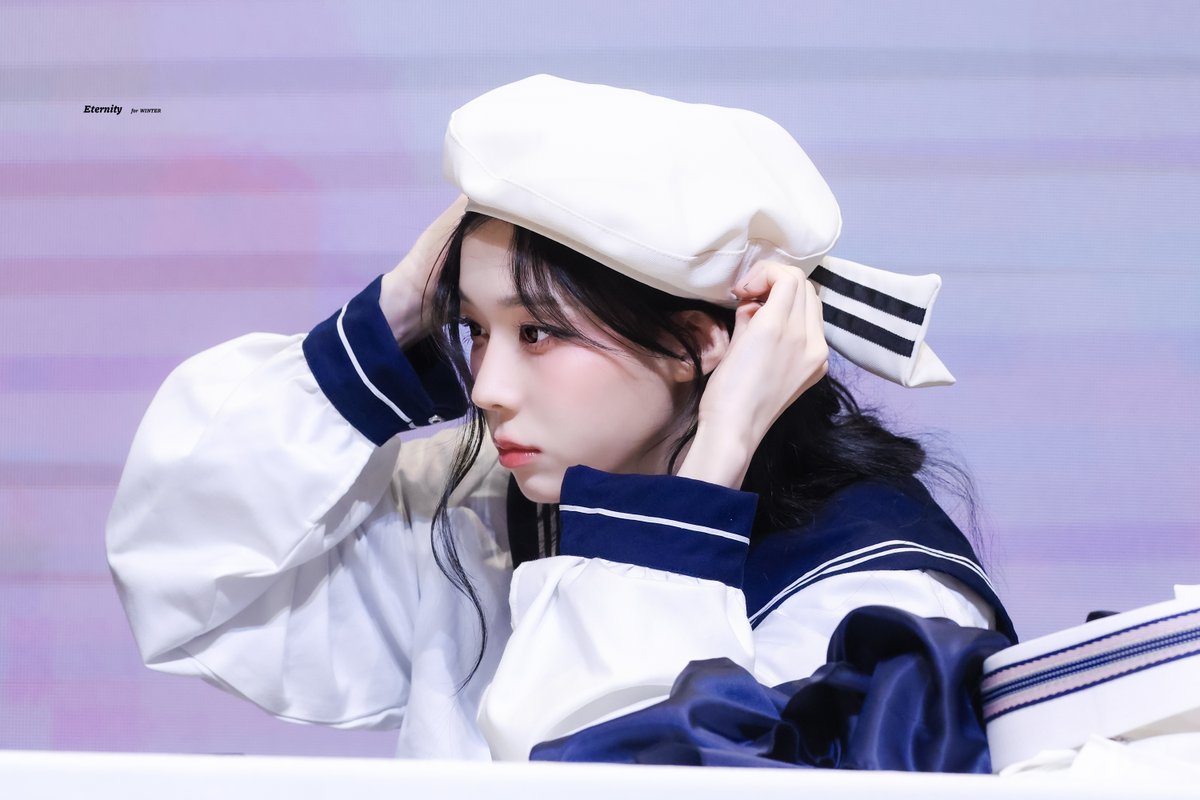 Eternity__0101's tweet image. 250711

#윈터 #WINTER 
#에스파 #aespa