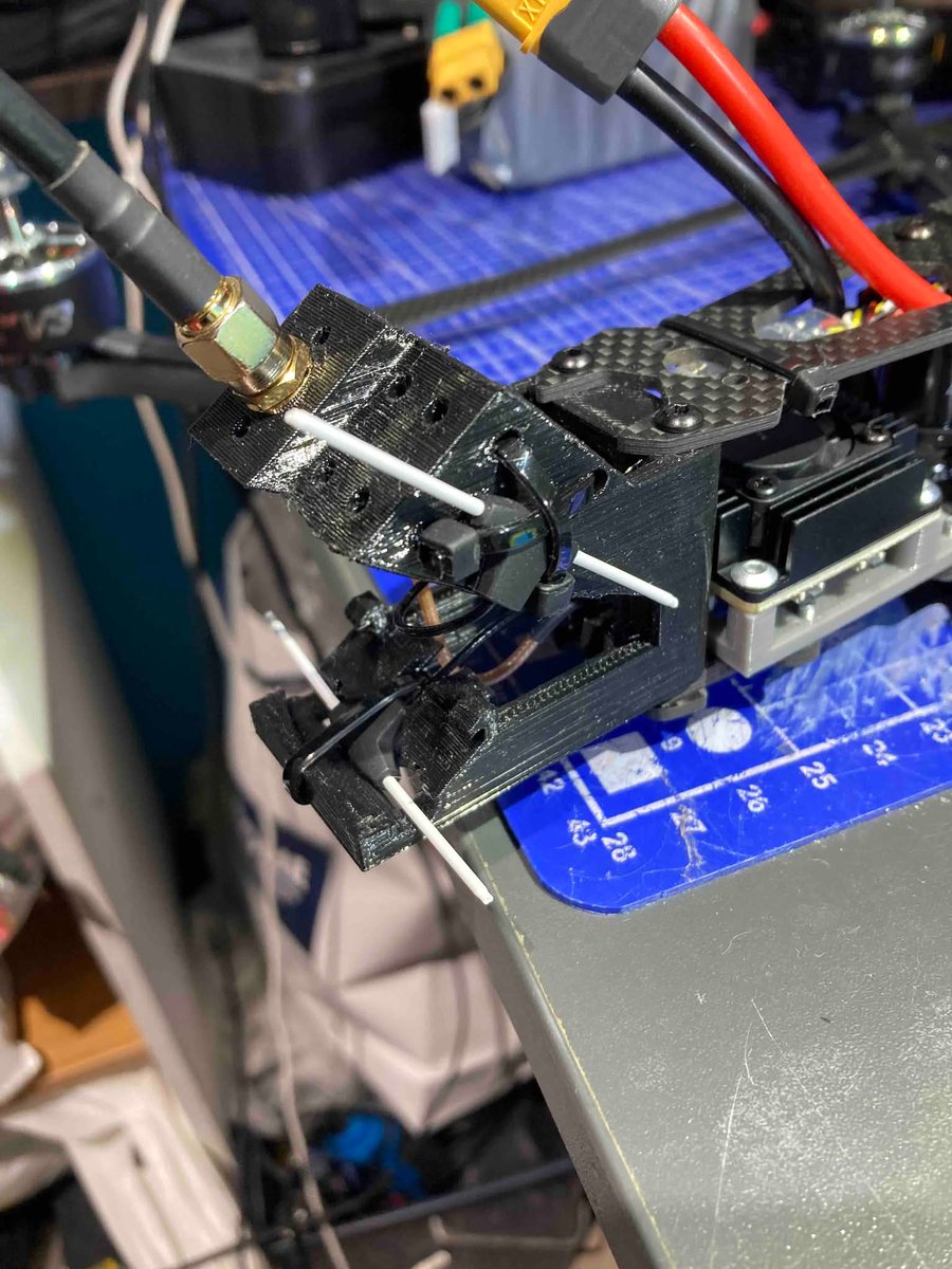 ants_kyiv's tweet image. Flying Ants continue working.
This is what it looks like:
1️⃣ A pilot or a unit sends us a request with precise technical specifications.
2️⃣ We estimate the cost of the bird, prepare a budget.
3️⃣ We find donors, announce a fundraiser, communicate with partners.
4️⃣ We buy the…