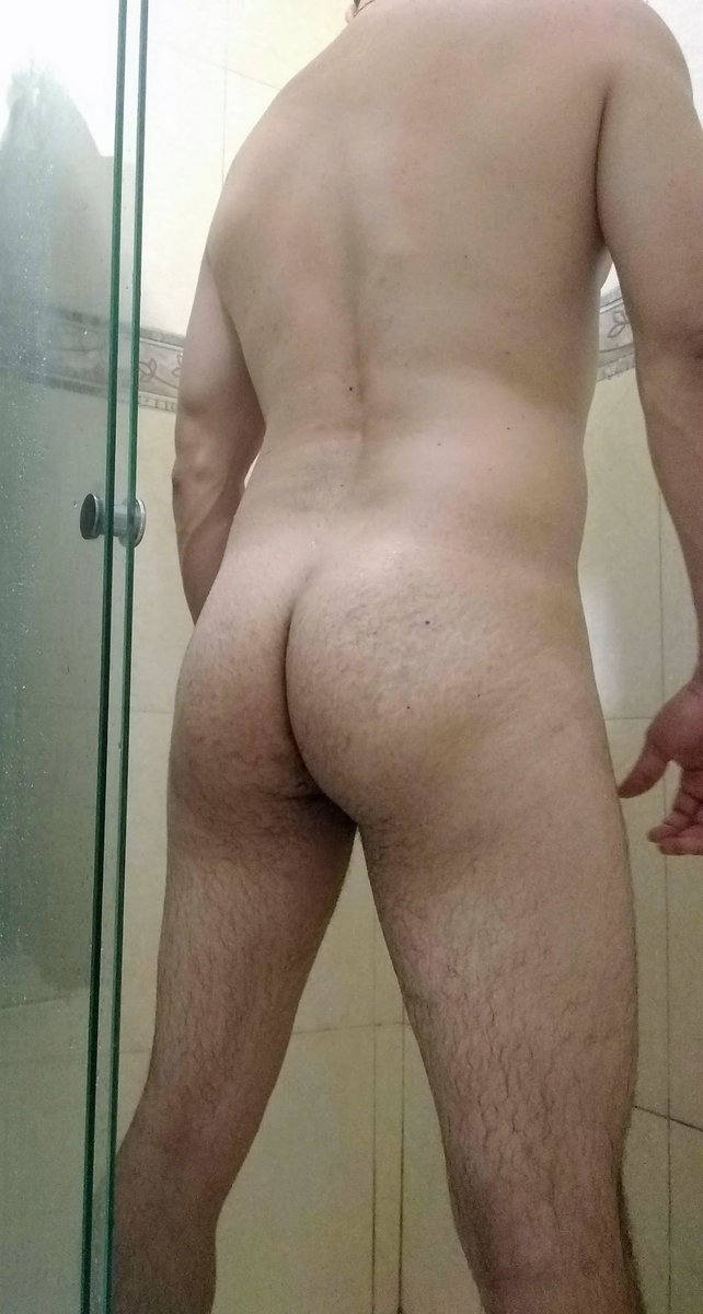 Buenos días e inicio de semana. 
Si eres de esos machos MADUROS que les gusta comer de un culito se hombre Macho, estrecho y cerrado, aquí tienes uno. ANIMATE