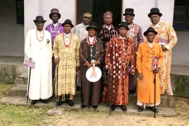 whiitetyger's tweet image. I stand before you today not just to speak,
But to remind us all of a people whose blood flows with the tides of the Niger Delta
A people whose spirit rises with the sun & whose hearts beat in rhythm with the waves
I speak of the Ijaw people.
Thank U. Long live the Ijaw Nation